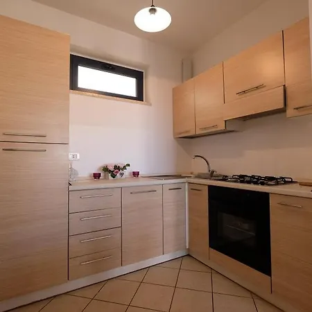 Apartment Bay A12 - *